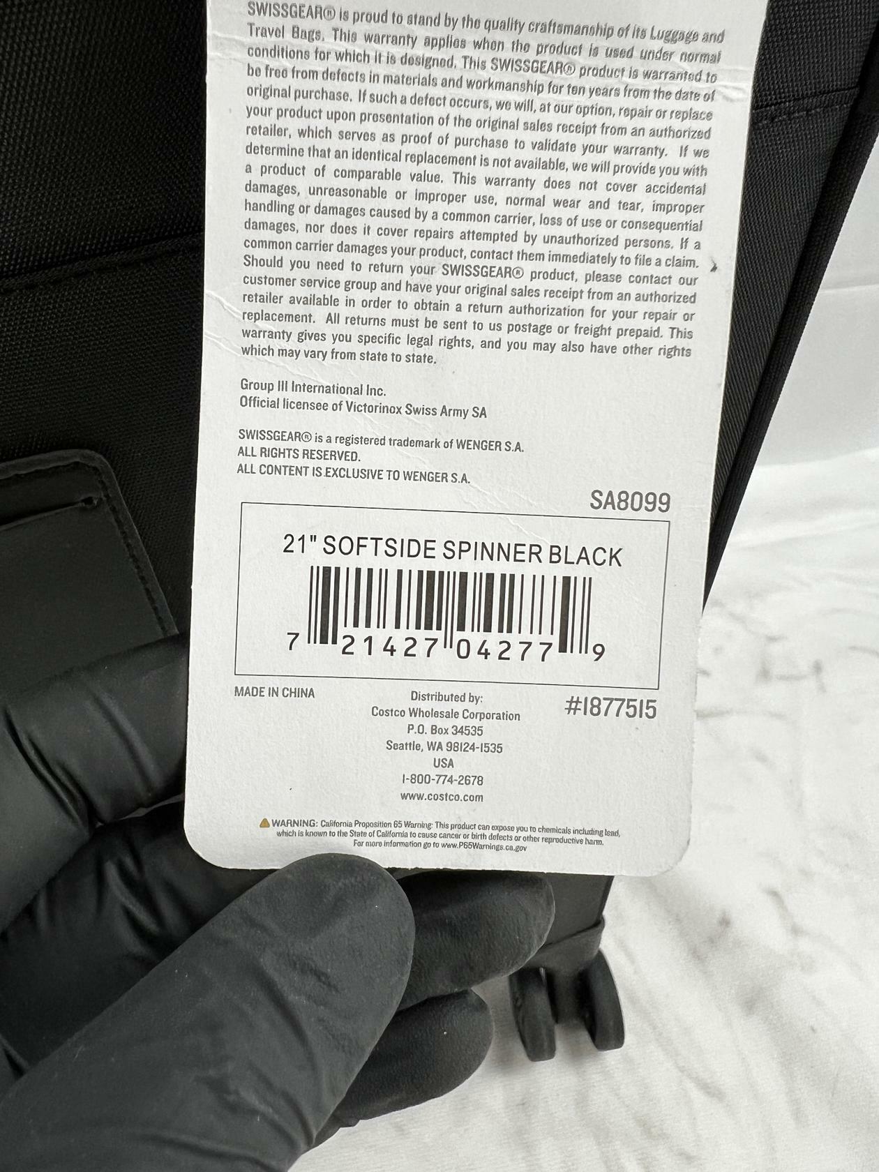 Swissgear 8099 21" Softside Expandable Spinner Carry-On - Black - Like New