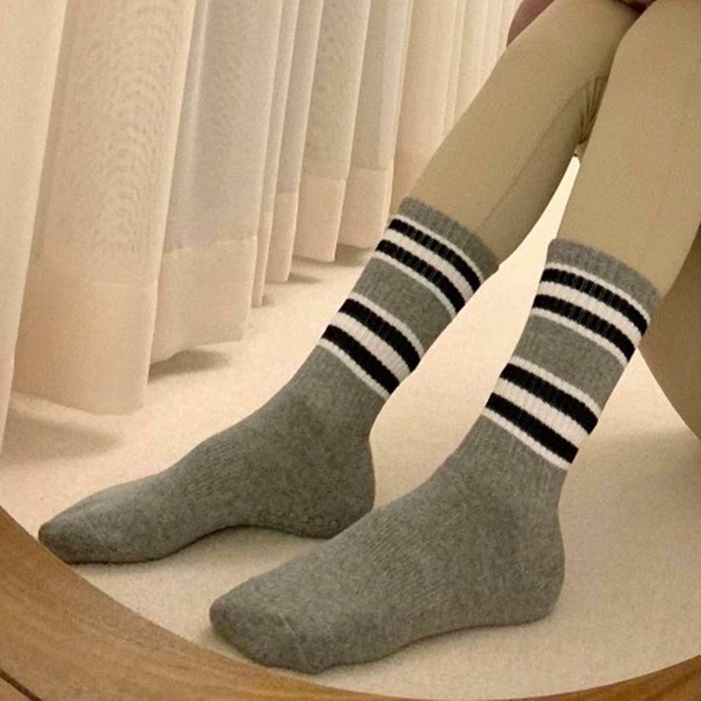 JUCHYDii Yoga Socks 3-Pack Black/Grey/White Non-Slip Cushioned Grip