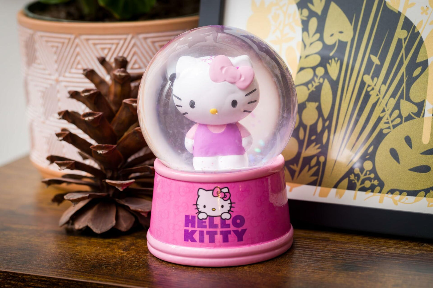 Silver Buffalo Hello Kitty Snow Globe 100mm Sanrio Collectible Decor