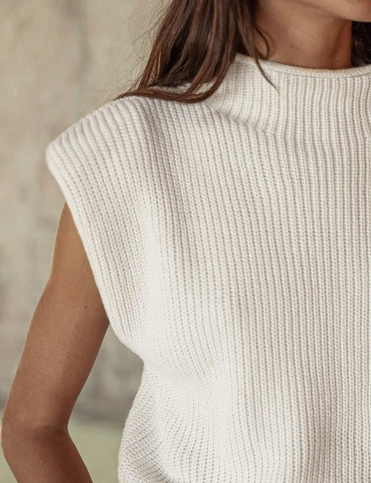 Hooever Women's White Turtleneck Sleeveless Knitted Sweater Vest Size S