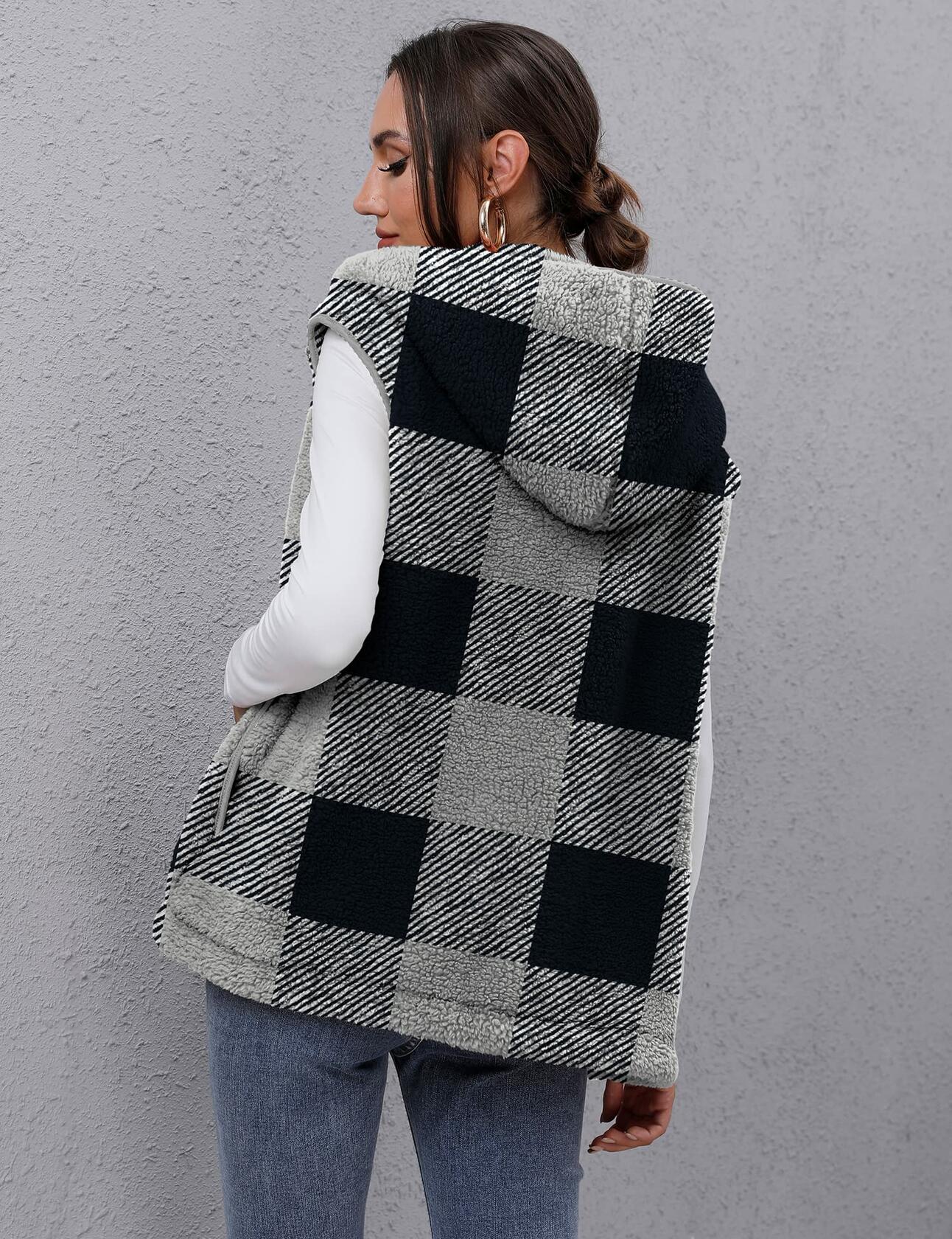 TFSDOD Womens Fuzzy Sherpa Fleece Vest Cozy Sleeveless Sweater Plaid- Size M