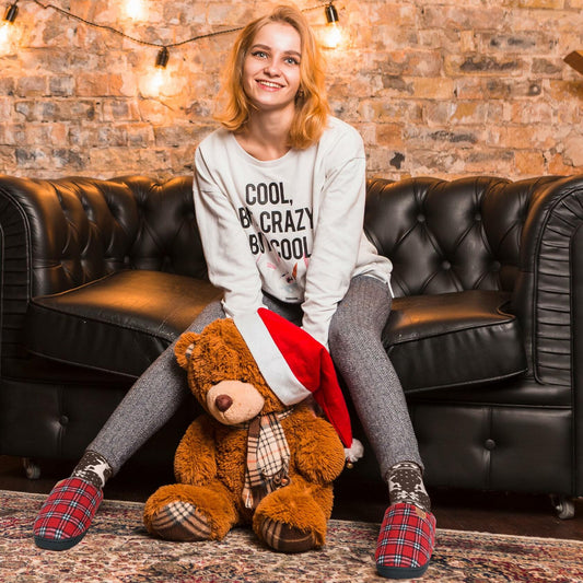 Ablanczoom Unisex Memory Foam House Slippers Slip On Anti Skid Red Size 46/47