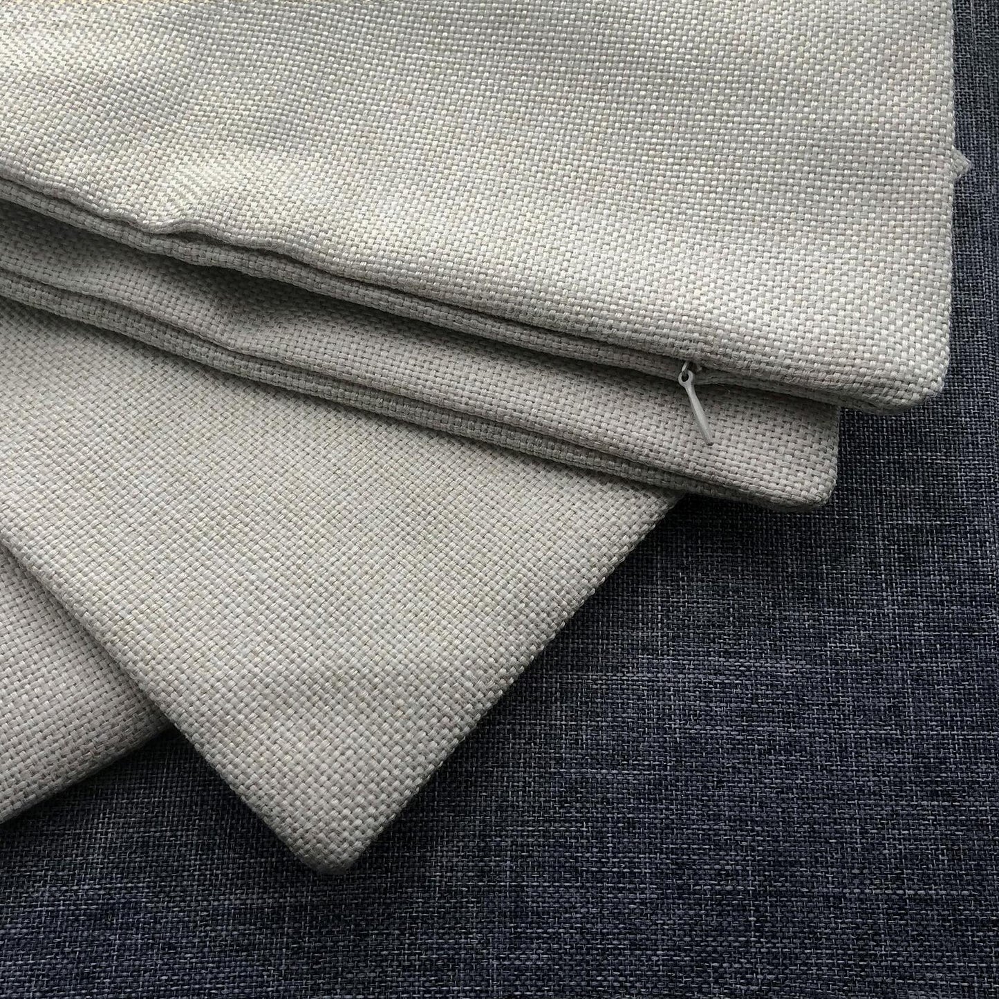 M-Qizi Giraffe Gifts Pillow Covers 18x18 Kids Just a Girl Who Loves Giraffes