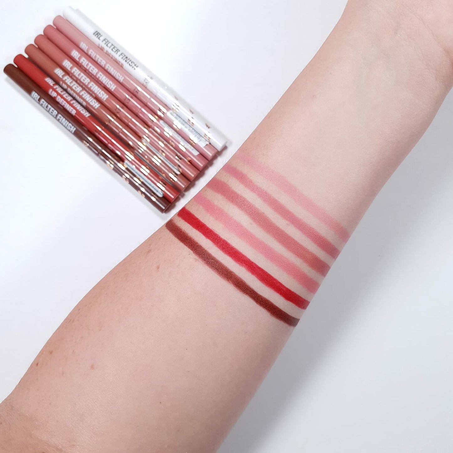 Makeup Revolution IRL Filter Finish Lip Liner Definer Espresso Nude 0.18g