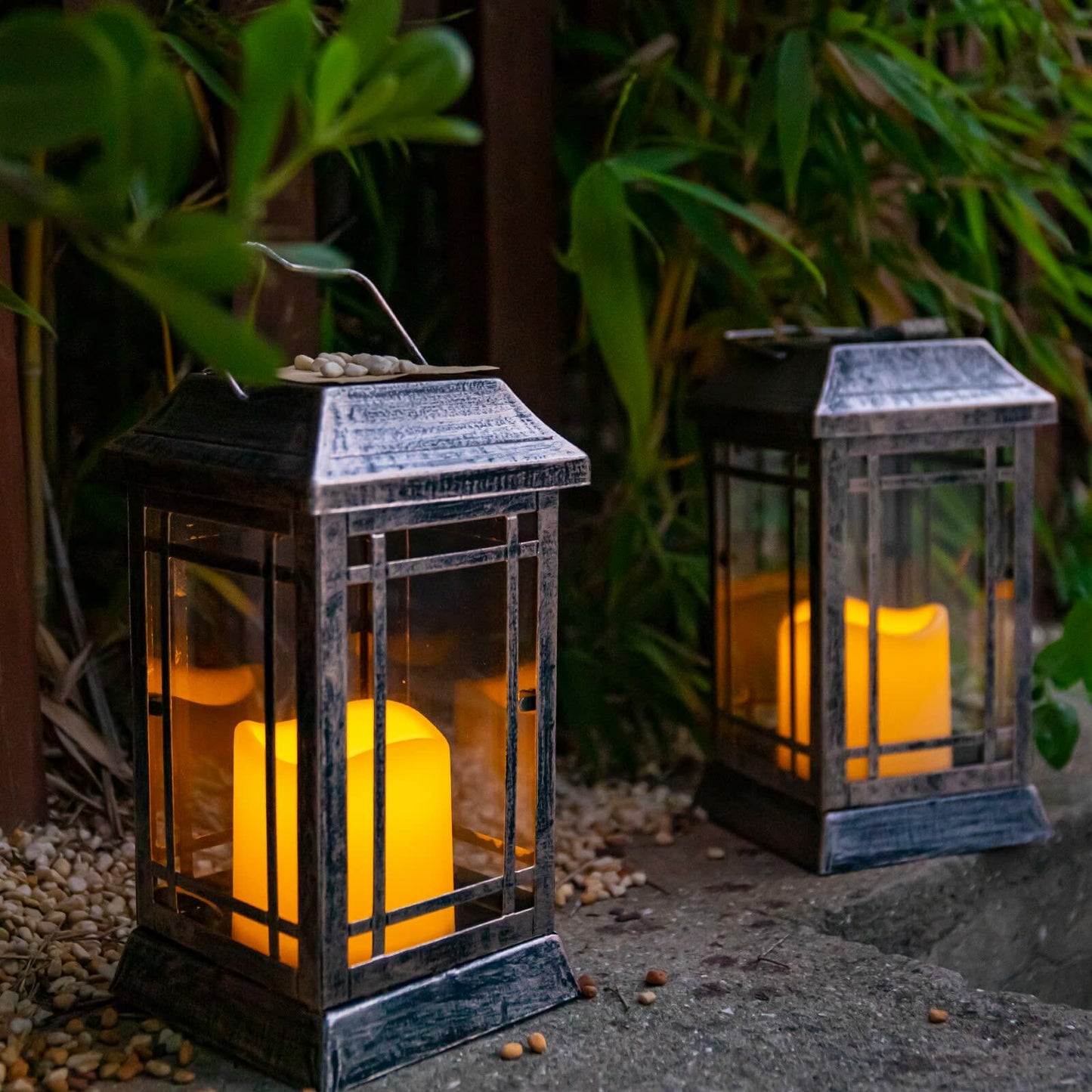 Solar Pathway Lights Outdoor Waterproof Hanging Lanterns Flickering Candle