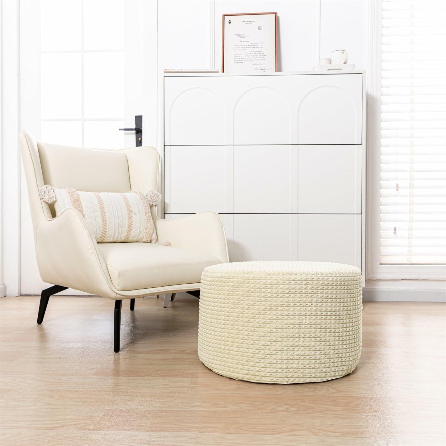 Asuprui Round Ottoman Pouf Foot Stool Faux Fur 20x20x14 Cream