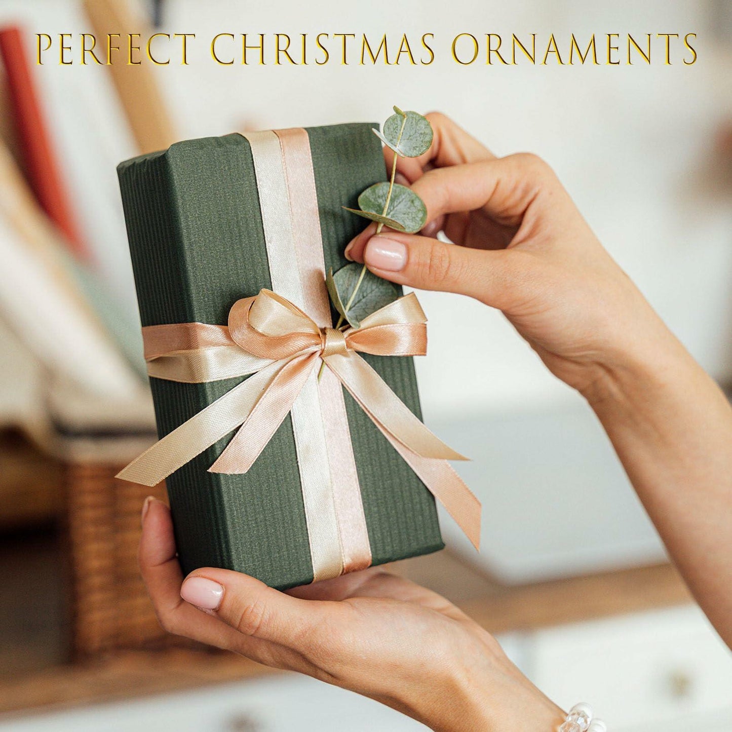 Wehnniee 8Pcs Christmas Straw Toppers 0.32in 8mm Cartoon Caps Reusable