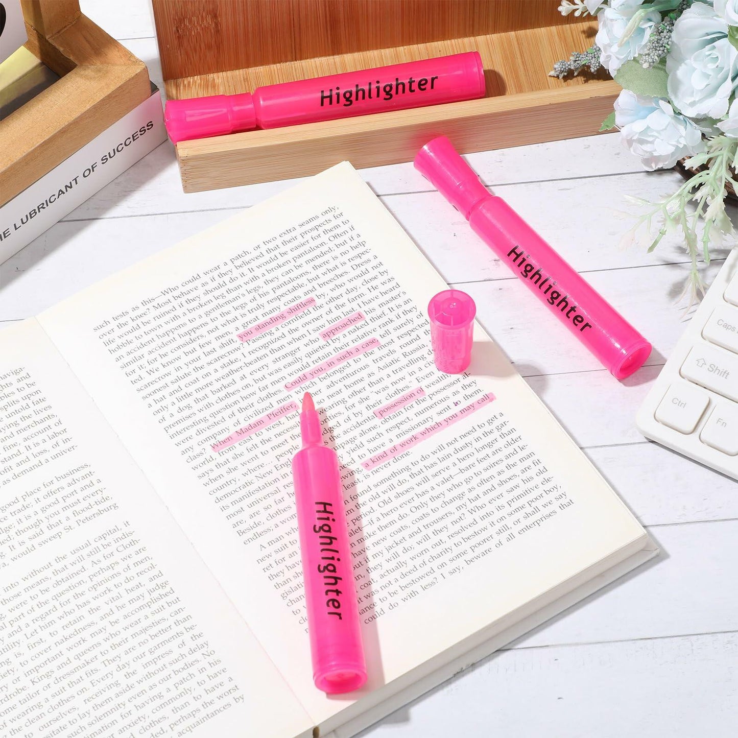 Qilery Highlighters 30 Pack Pink Tank Style Chisel Tip Quick Dry Markers