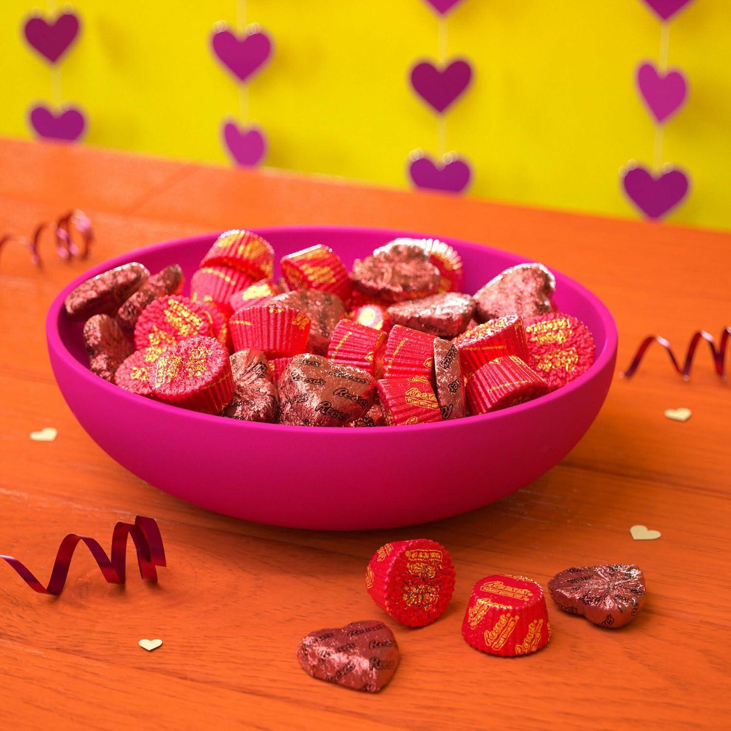 BestBy07/25 REESE'S Assorted Chocolate Peanut Butter Shapes Candy Bag 21.49oz