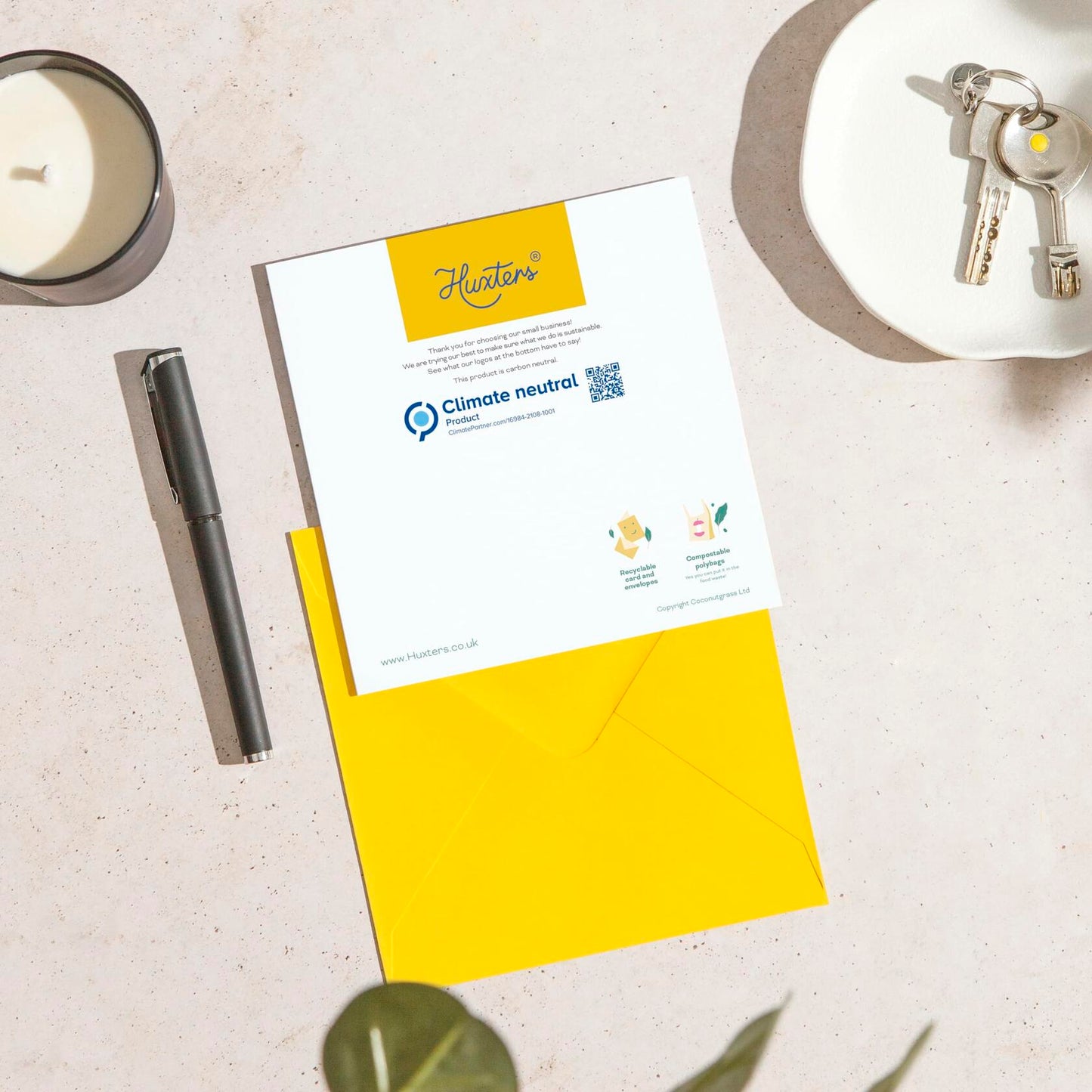 Huxters Anniversary Valentines Card How Do You Spell Love 14.8cm