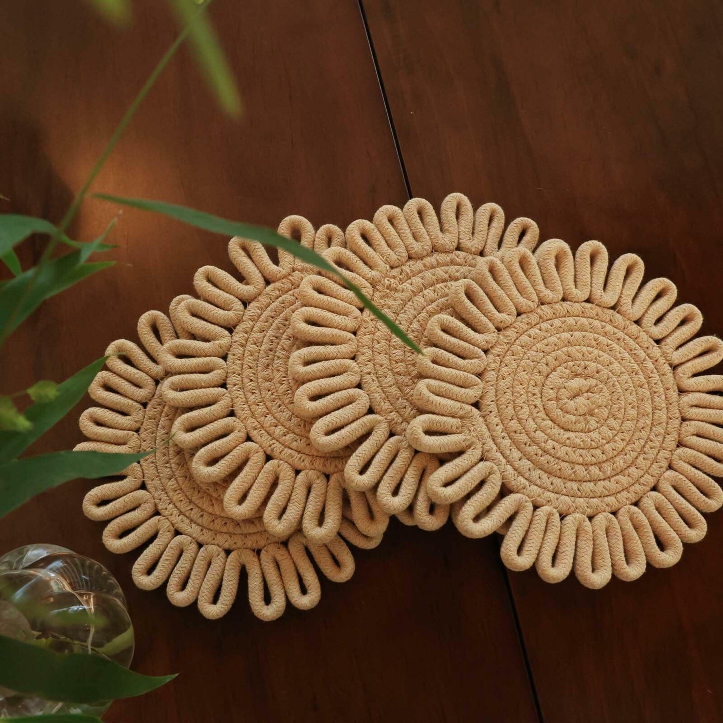 AHHFSMEI 8 Inch Heat Resistant Trivets Pot Holders 4pcs Light Brown