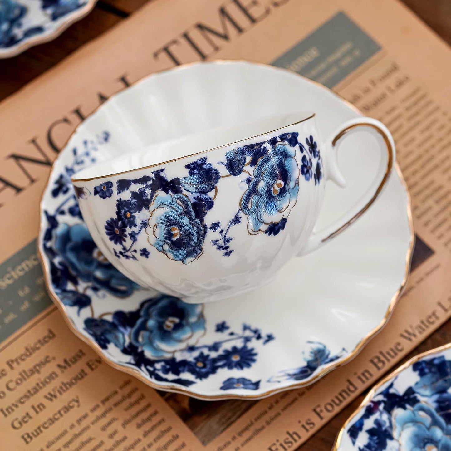 Agyiuns Porcelain Bone China Tea Cups 6.4oz Floral Gold Trim White Blue Set