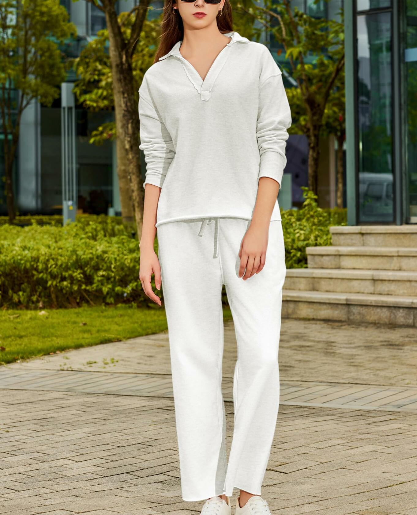 Women’s 2-Pc Tracksuit Light Gray Pullover & Sweatpants Casual Lounge S
