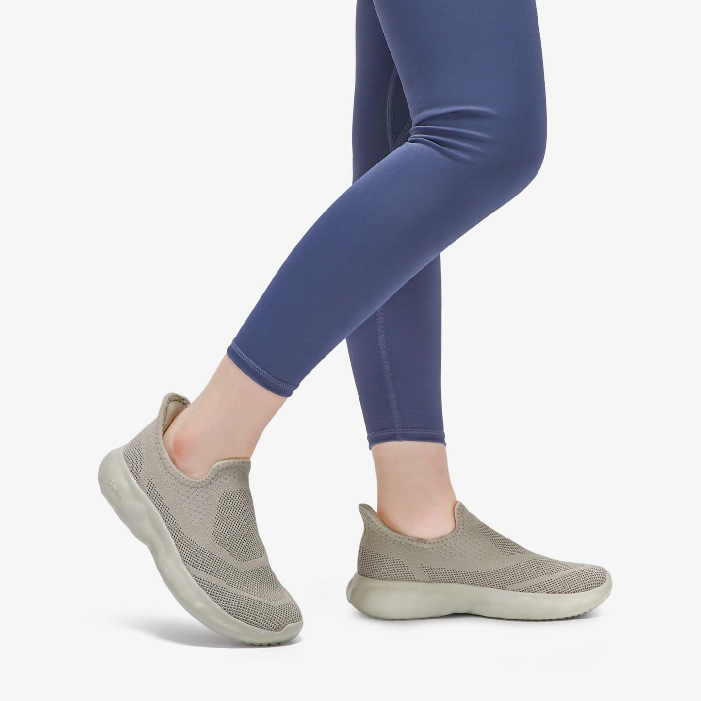 STQ Orthopedic Slip-On Sneakers Women Taupe Size 8.5
