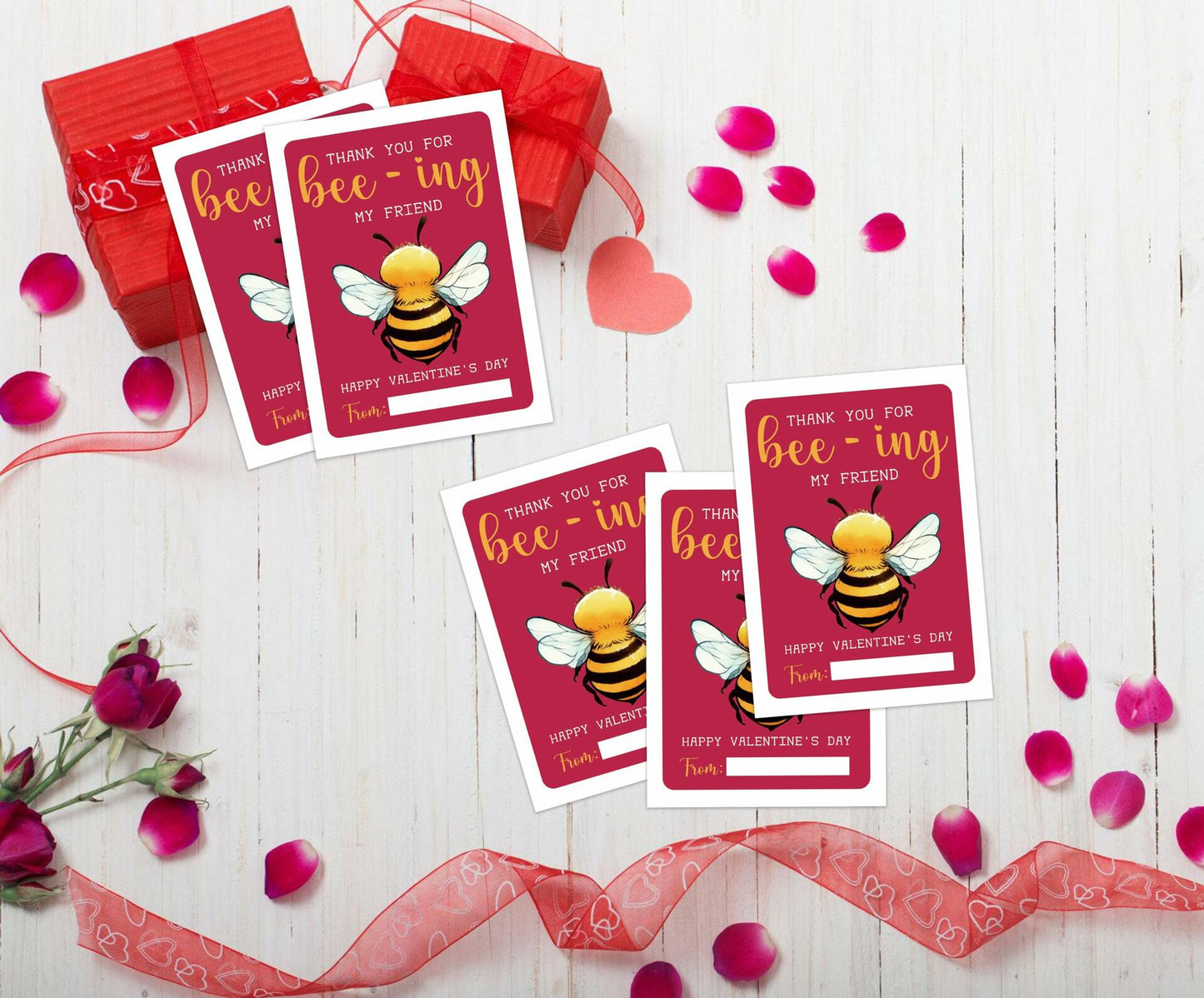 Classroom Valentine's Day Cards Bee Design 5x3.5in 30 Pack Gender Neutral