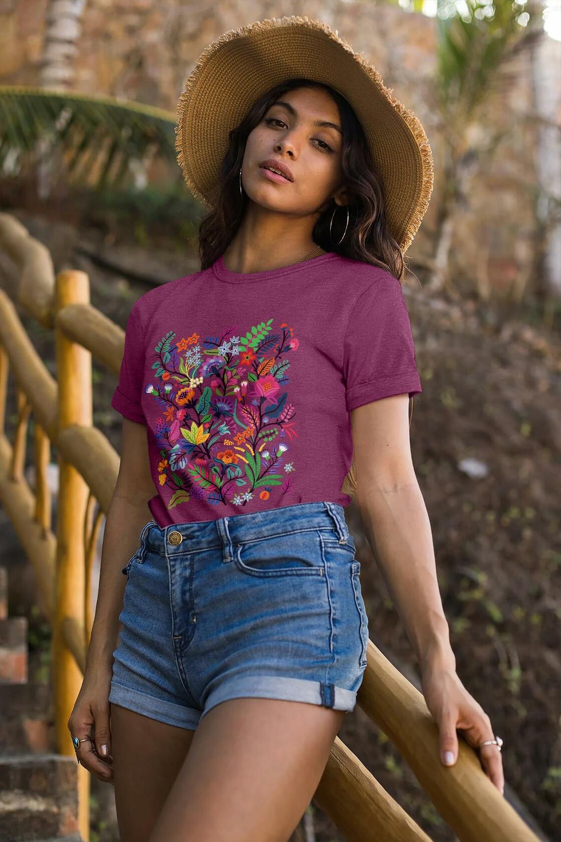 Inber Women's Boho Wildflowers Graphic Crewneck T-Shirt Size L