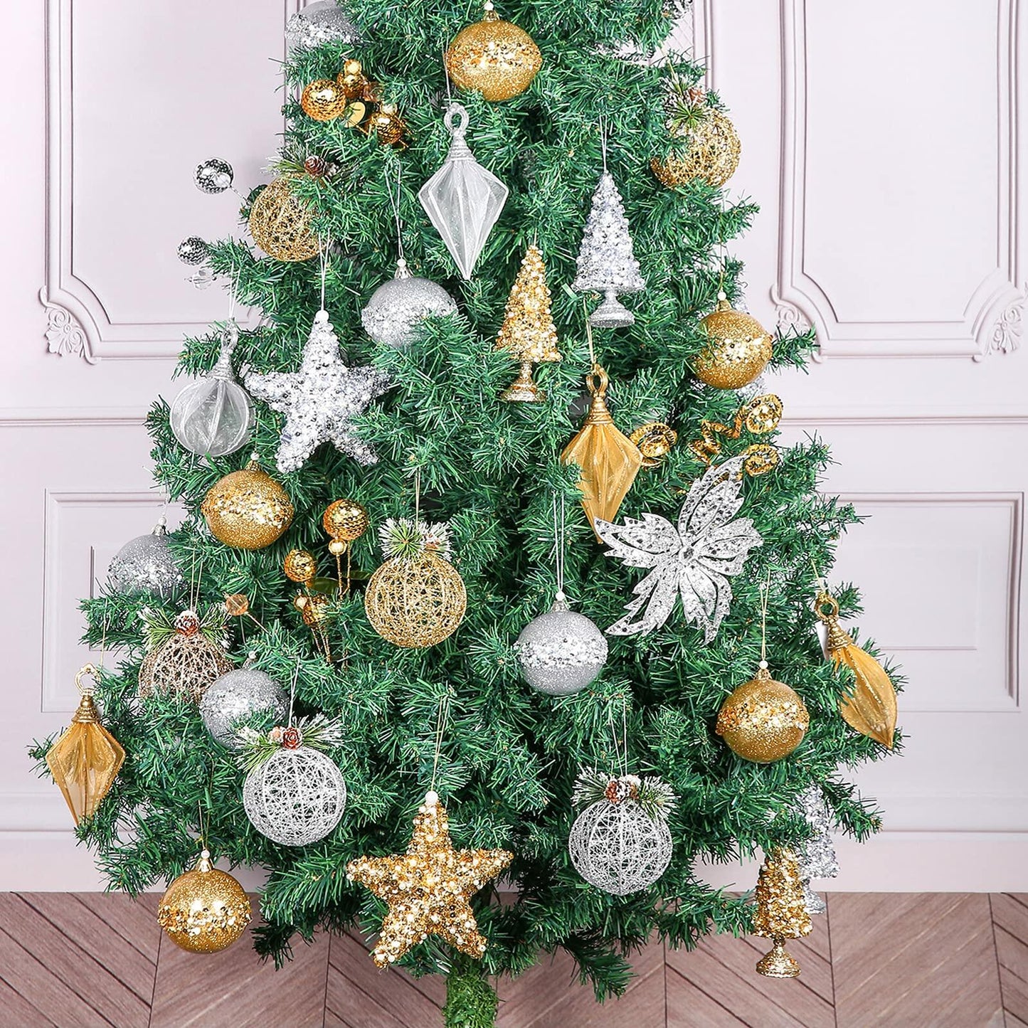 Christmas Ball Ornaments 4pc Set Champagne Pinecone Rattan String Decor