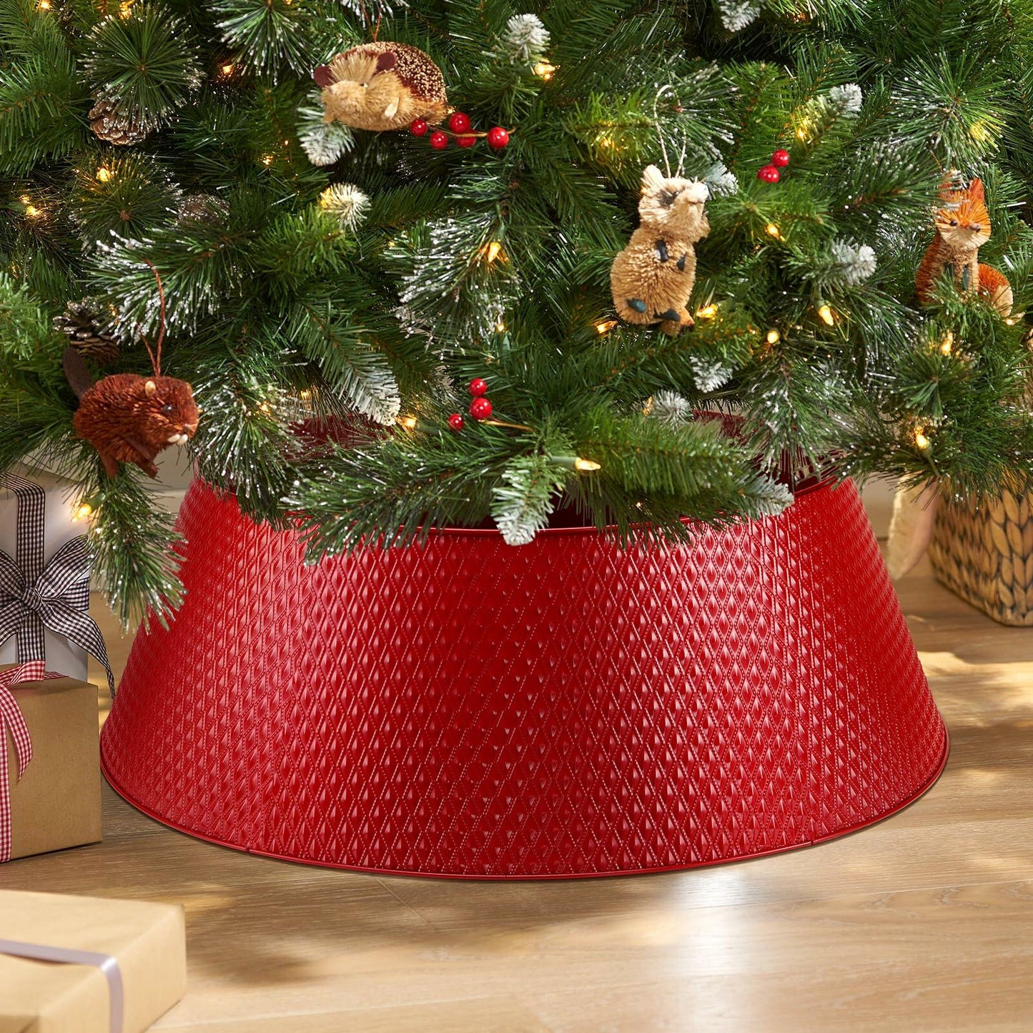 Hatisan Red Metal Christmas Tree Collar Basket Skirt 28'' Indoor Outdoor