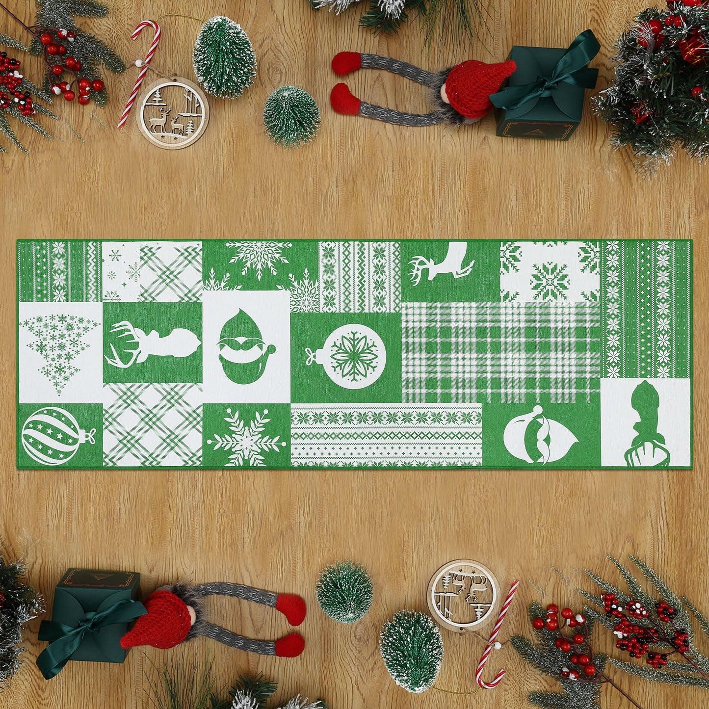 CAREMEE Christmas Area Rug Non-Slip Washable Green 2x3 FT Holiday Decor