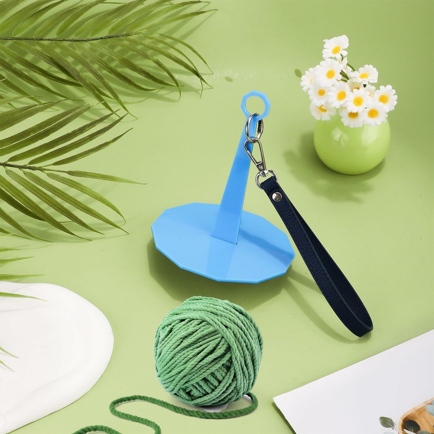 Portable Wrist Yarn Holder with Leather Strap Yarn Ball Organizer Blue