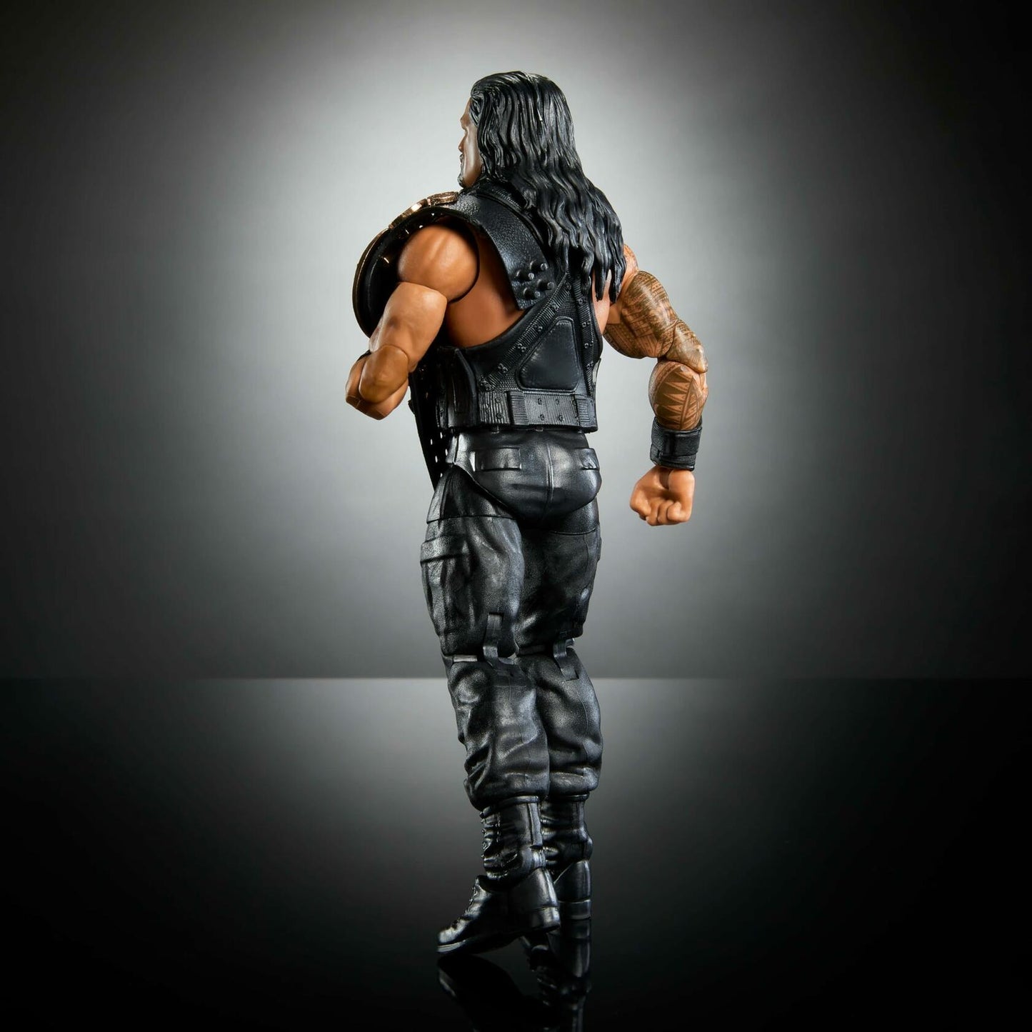 Mattel WWE Elite Roman Reigns 6-inch Action Figure 25 Points Articulation