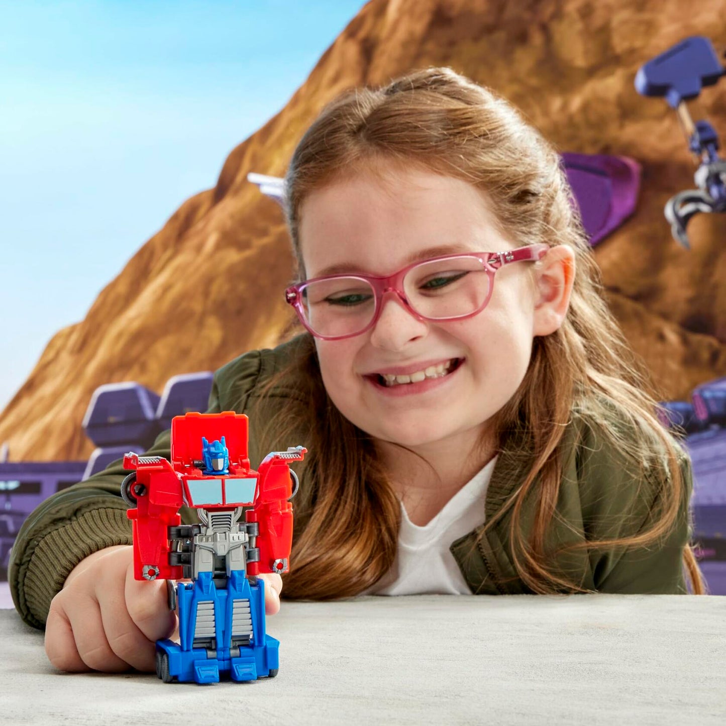 Transformers EarthSpark 1-Step Smash Changers Optimus Prime 4-Inch Action Figure