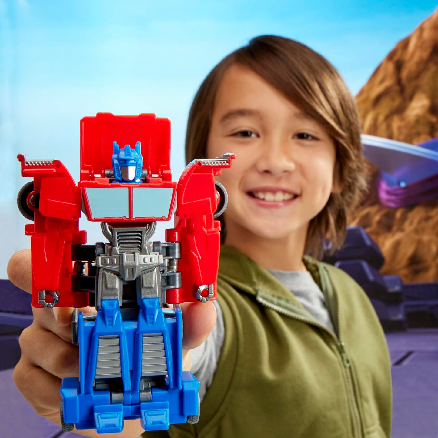 Transformers EarthSpark 1-Step Smash Changers Optimus Prime 4-Inch Action Figure