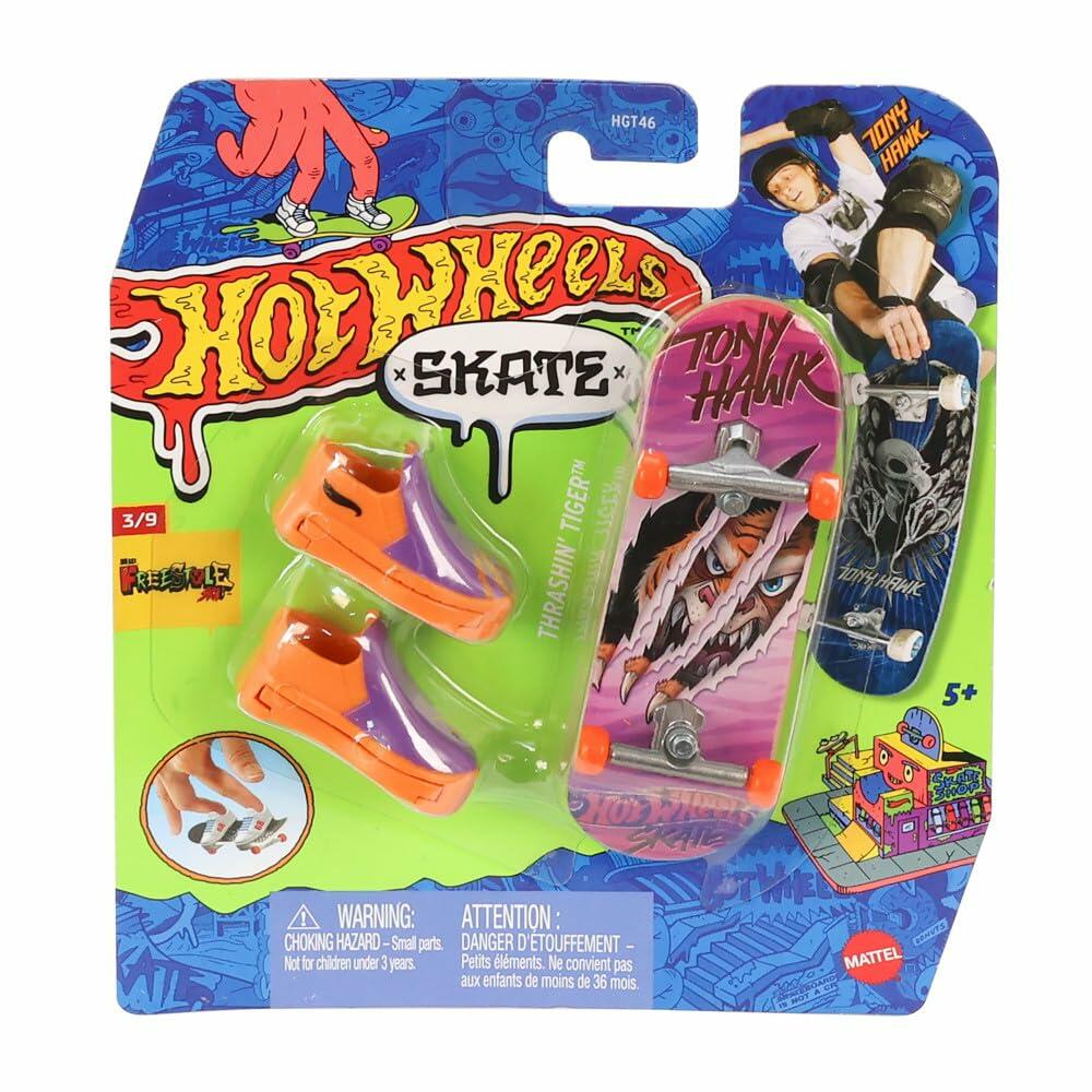 Hot Wheels Finger Skateboard Playset Brand Mattel Kids Toy