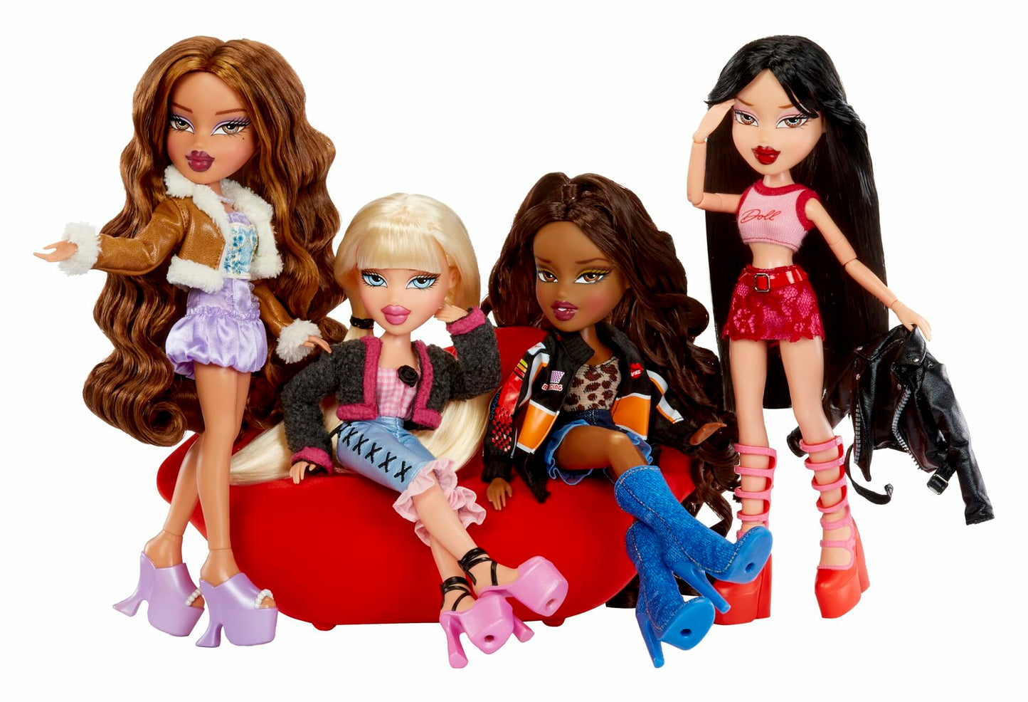 Bratz Goin’ Out! Cloe Fashion Doll with Accessories Medium Light Blue Eyes