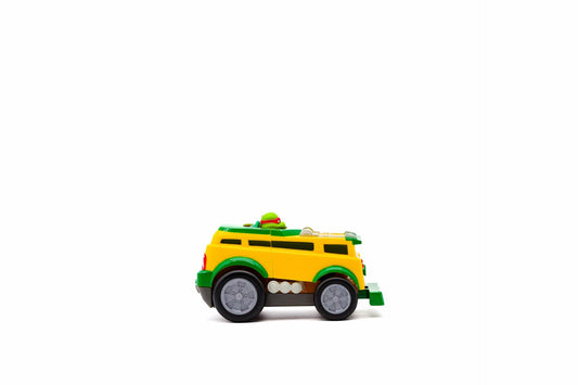 Teenage Mutant Ninja Turtles Raphael Shell Smashers Light-Up Rev-Up Vehicle
