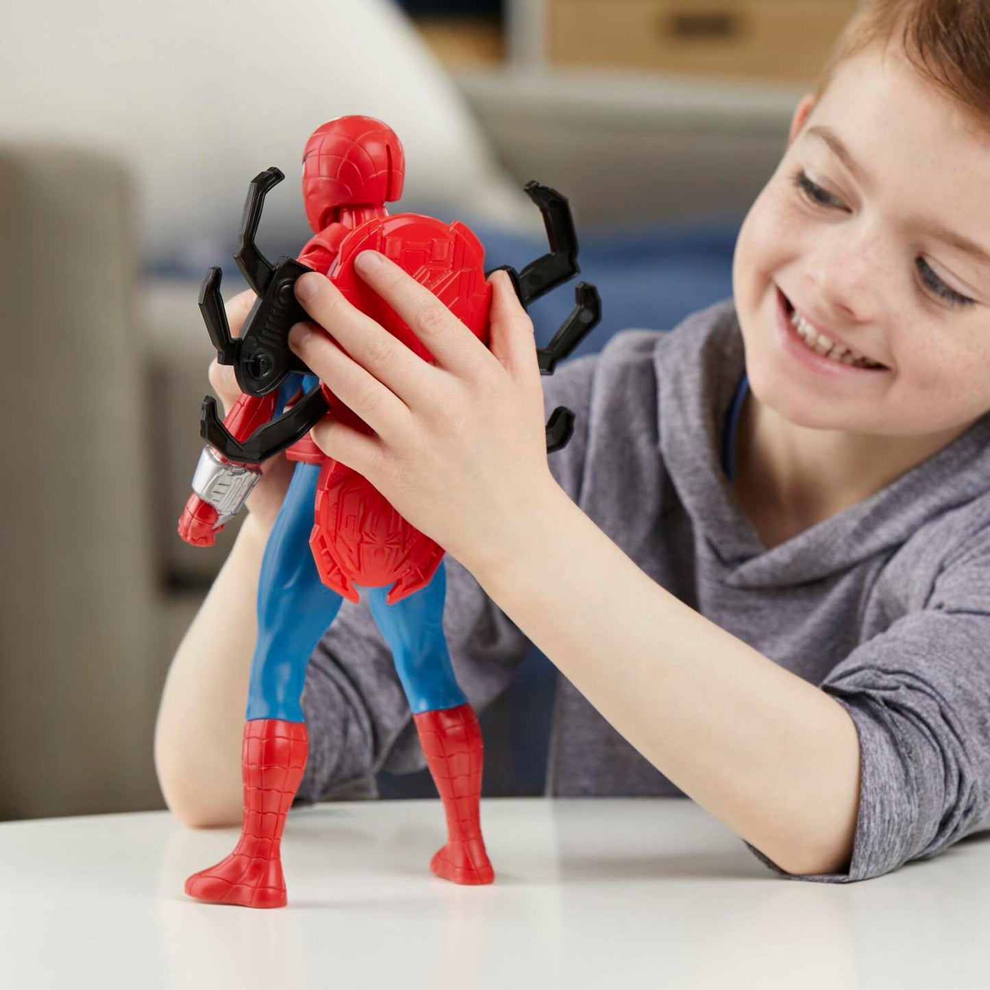 Marvel Spider-Man Thwip Blast Action Figure Red Plastic 11-Inch