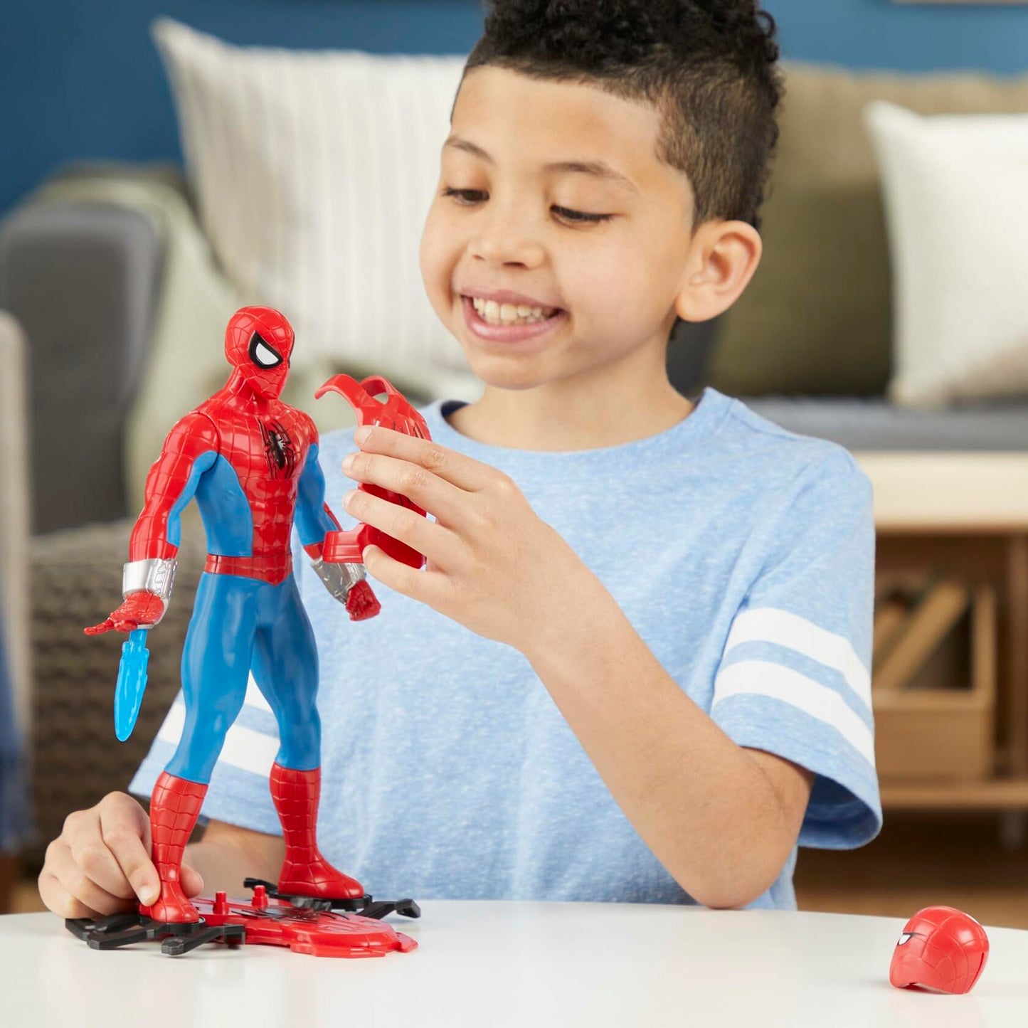 Marvel Spider-Man Thwip Blast Action Figure Red Plastic 11-Inch