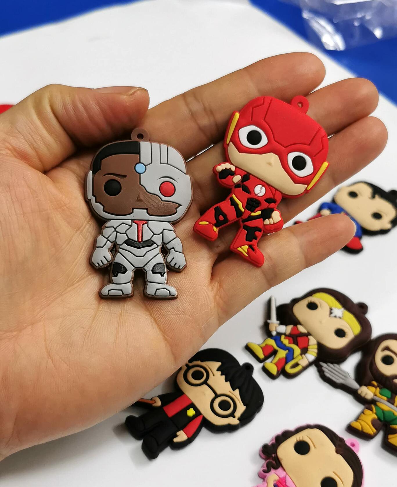 20pcs Fridge Magnets Party Favors Kids Goodie Bag Gifts School Rewards