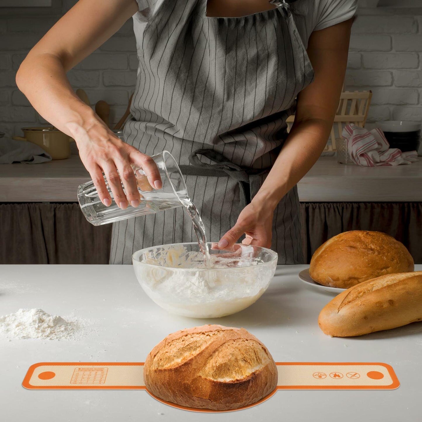 Mee 2ou Premium Silicone Bread Sling 8.3in Orange Round Reusable Mat