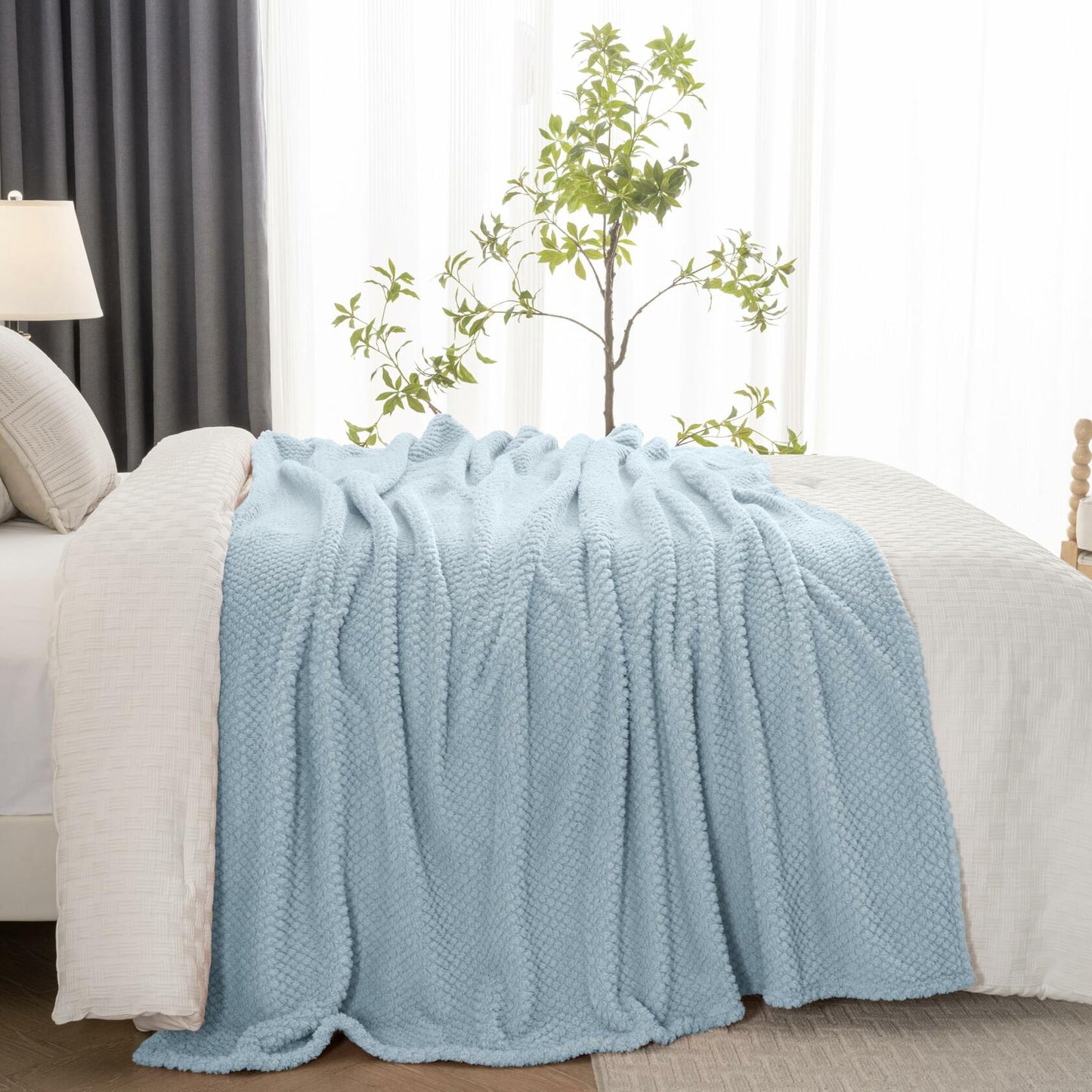 Jungle Star 3 Layer Jacquard Fleece Throw Blanket 50x70 Inch Wave Beige