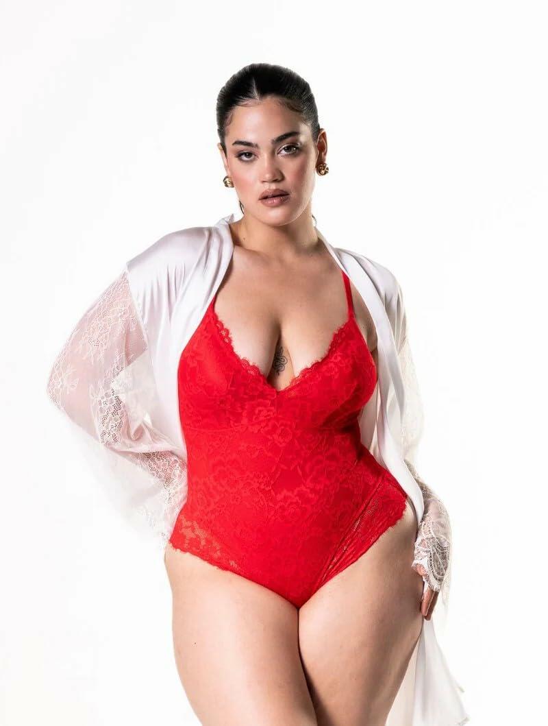 HeyShape Shapewear Laced Bodysuit - Red M