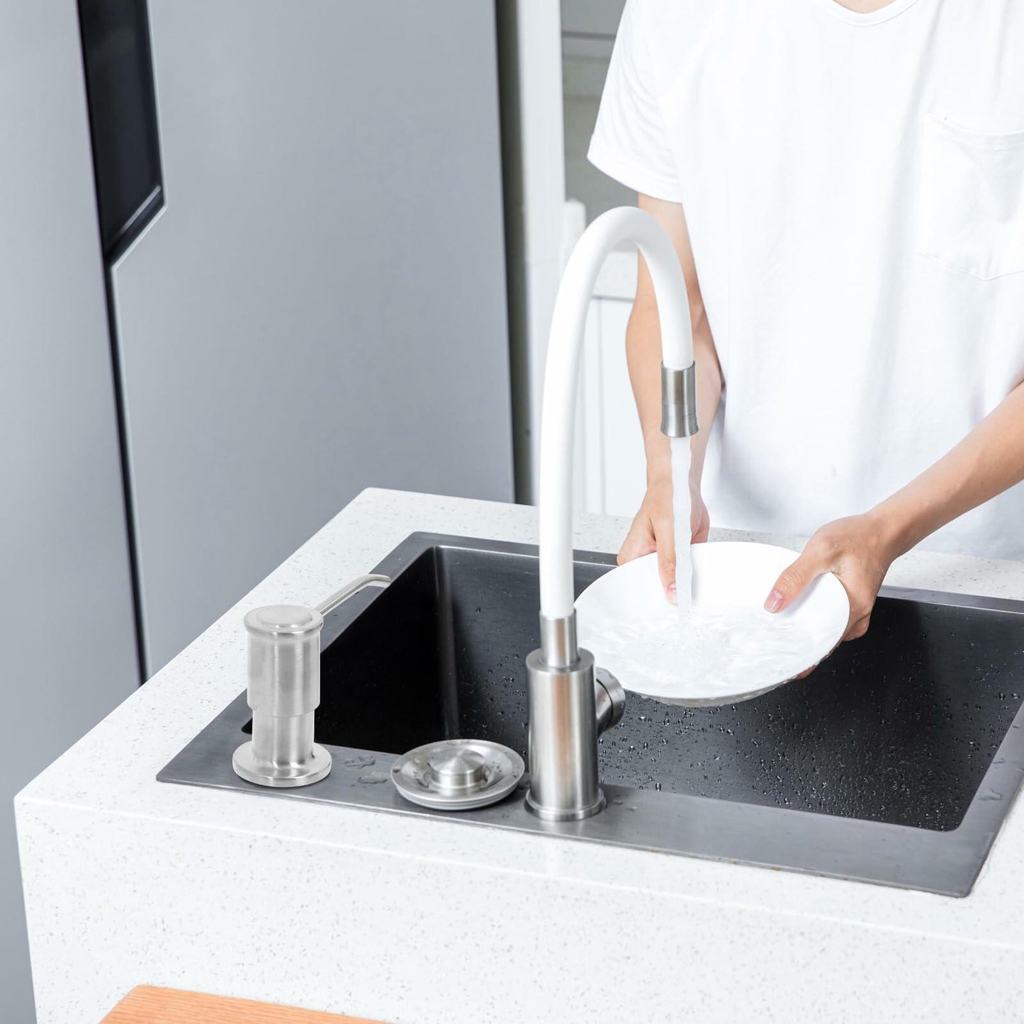 Kitchen Sink Soap Dispenser Brushed Nickel with Pump, Tube & 2 Sponges