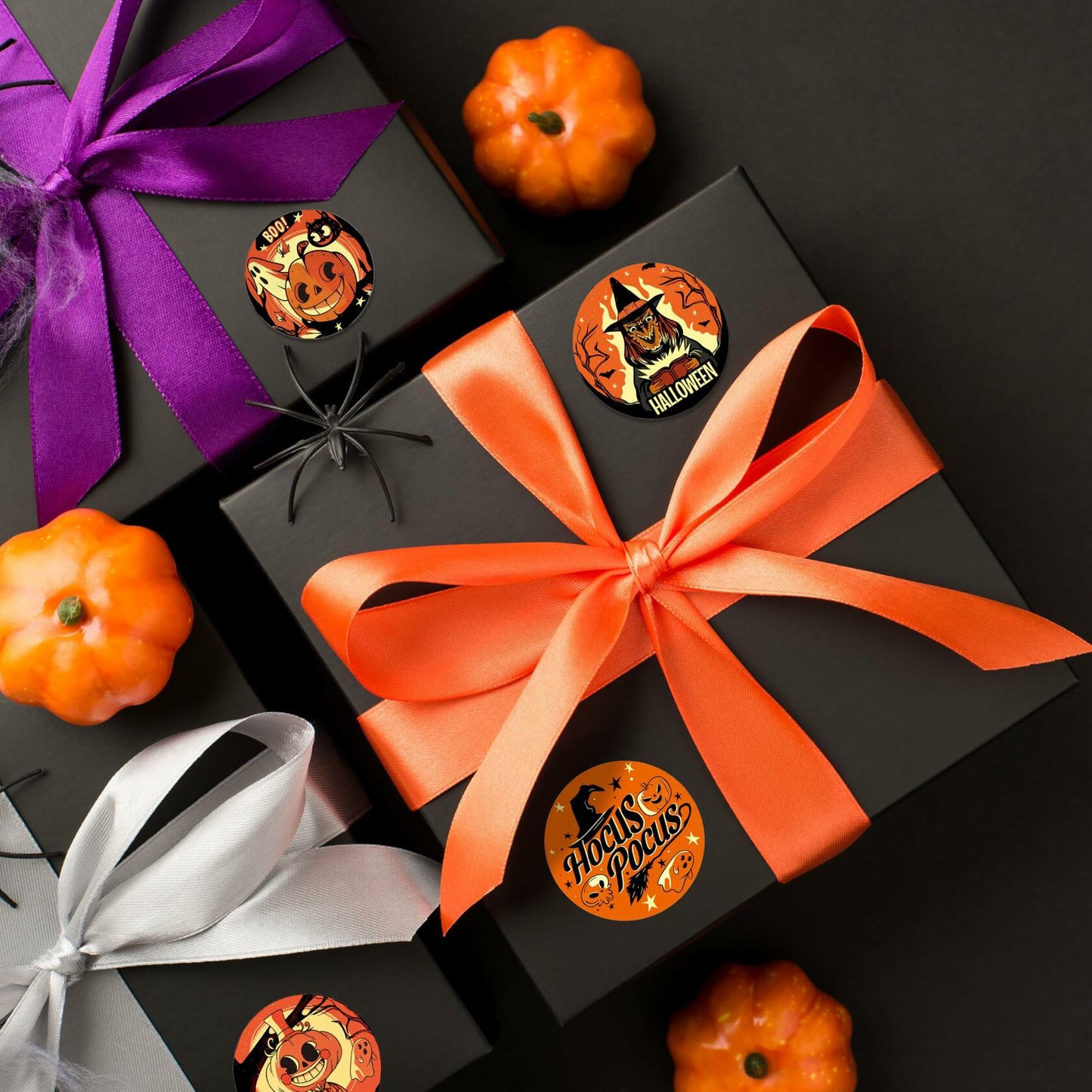 ZAWE Halloween Sticker Roll 500pcs 1.5" Ghosts Pumpkins Witch Colored