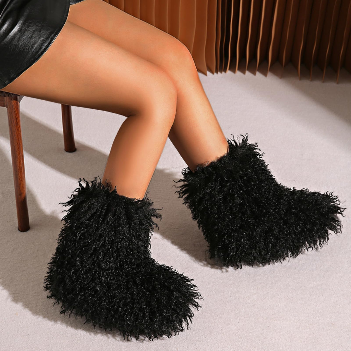 YXCFEWD Faux Mongolian Fur Boots for Women Winter Fluffy Fur Furry Boots for Girls Flat Heel Snow Boot(Short Mongolian Black, 8)