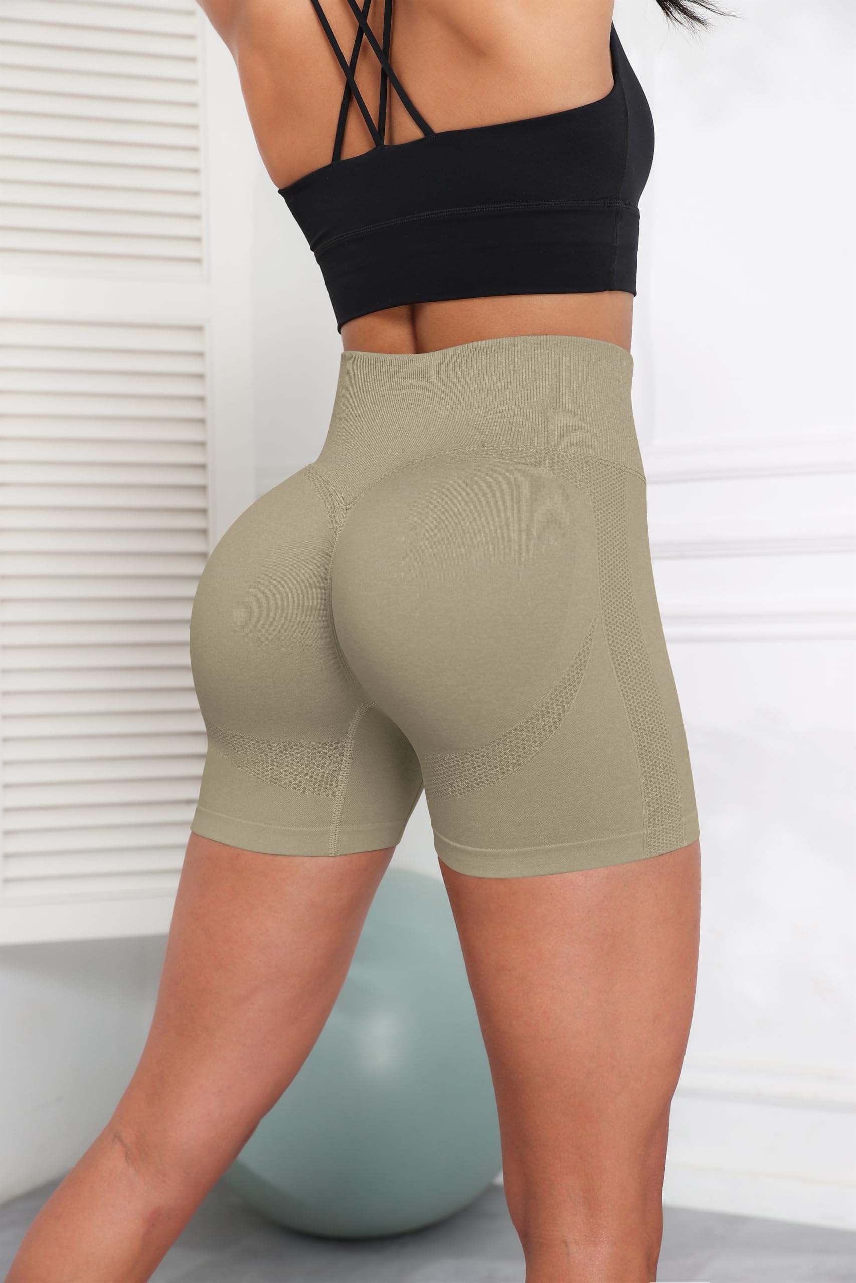 Xcutting Women High Waist Scrunch Butt Seamless Workout Shorts Light Grey Size L