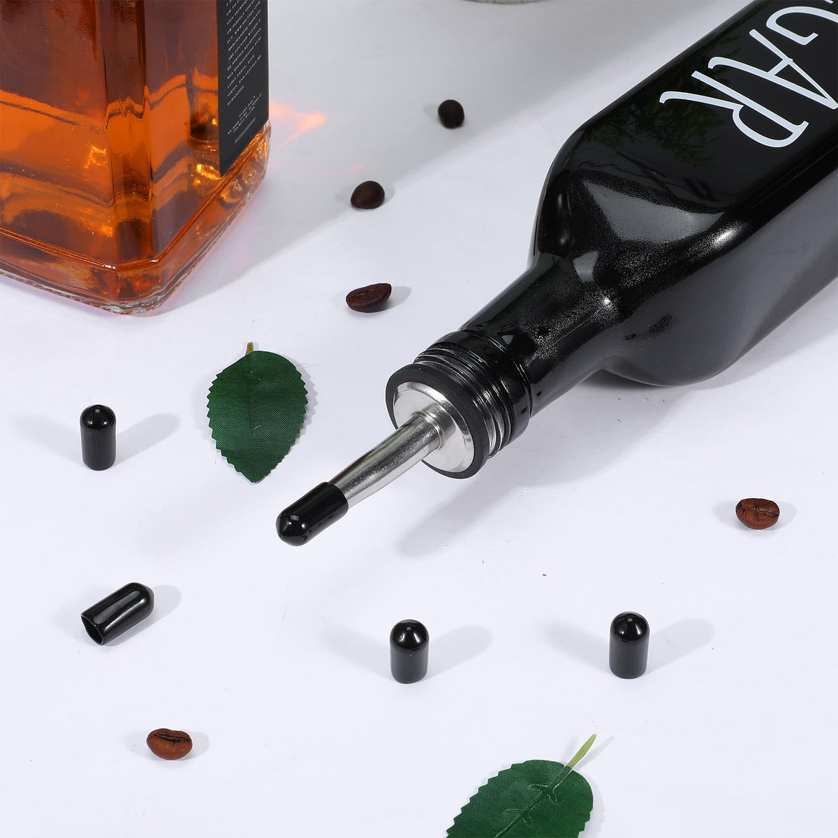 Shimmeroo 100PCS Pourers Dust Covers, Black Pour Spot Caps Rubber Dust Cover for Liquor & Olive Oil Bottles, Wine Pourers Cover Cap, Waterproof & Reusable