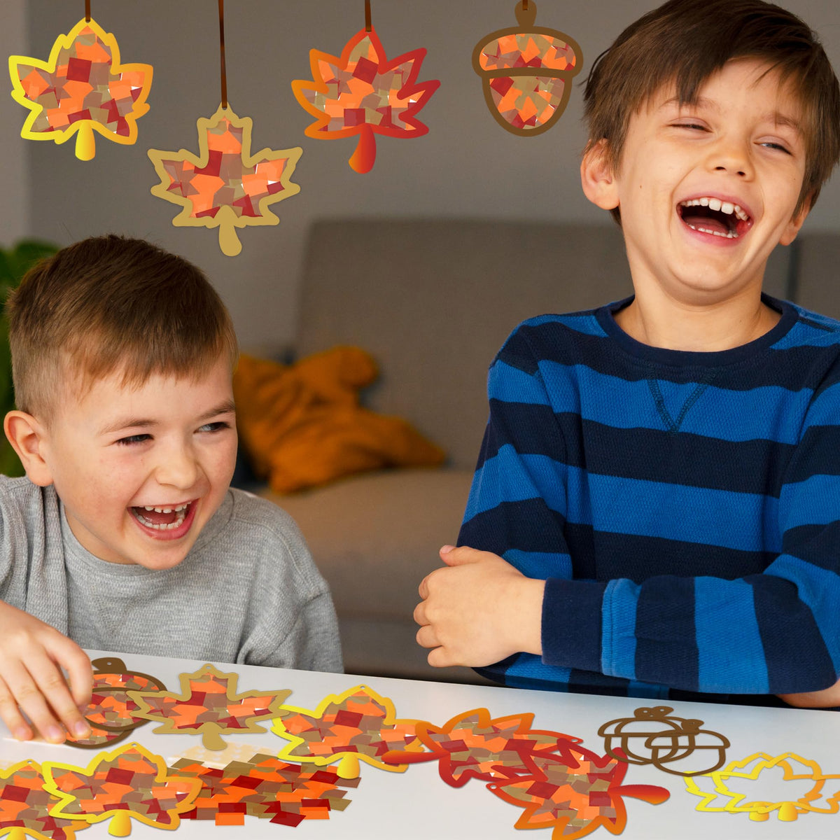 LUFEEMGA 30PCS Fall Acorn & Maple Leaf Crafts Kit DIY with Tissue Paper Sign, Autumn Party Back to School Classroom Thanksgiving Decorations