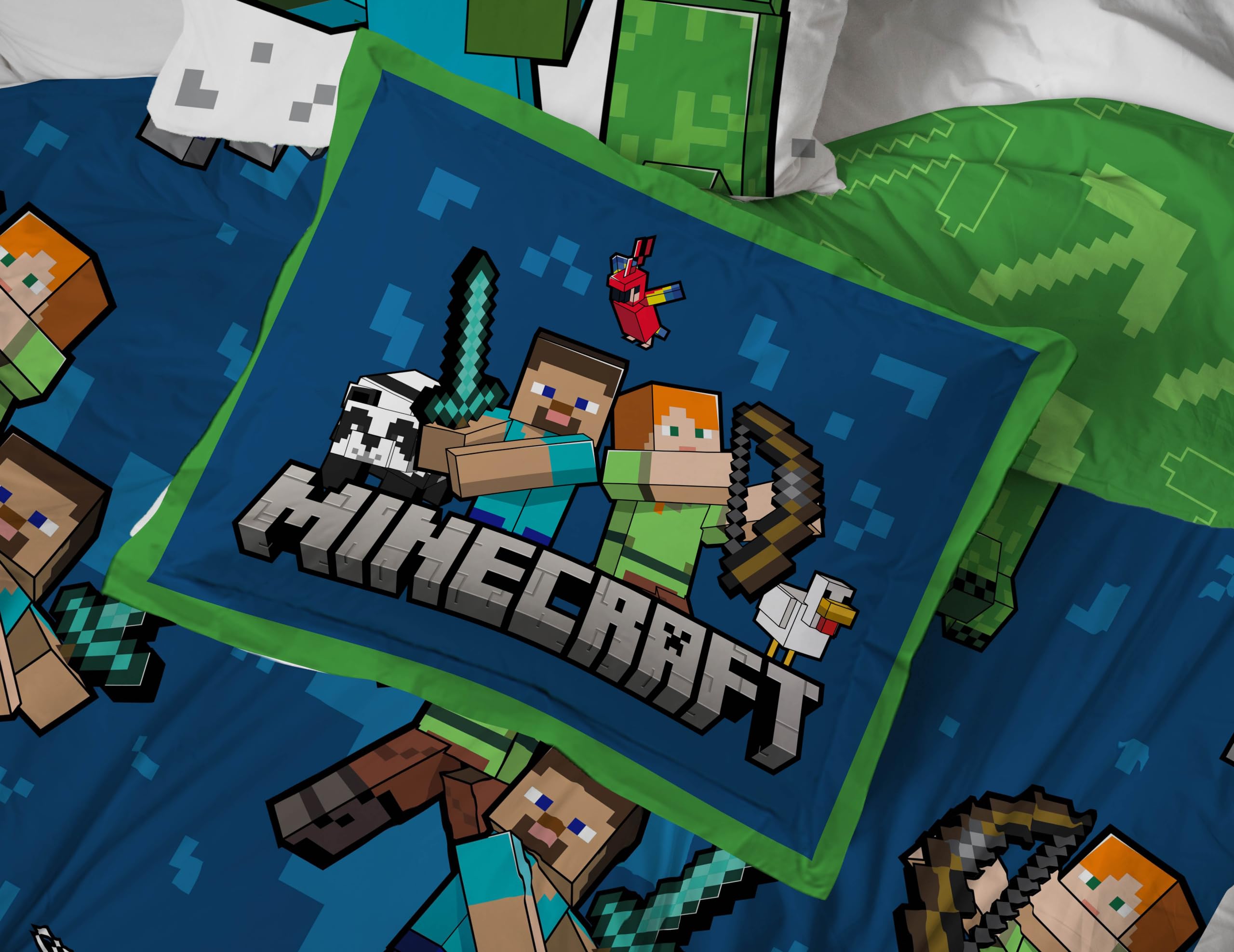 Jay Franco Minecraft Twin Comforter Set 5PC Bedding Creeper Zombie