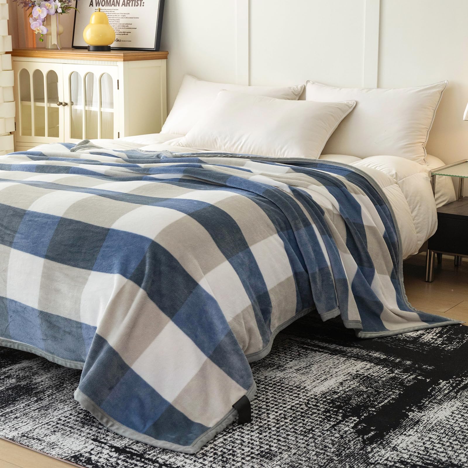 PAJEO Fleece Blanket Queen Size Checkered Blue Soft Lightweight Plush Flannel