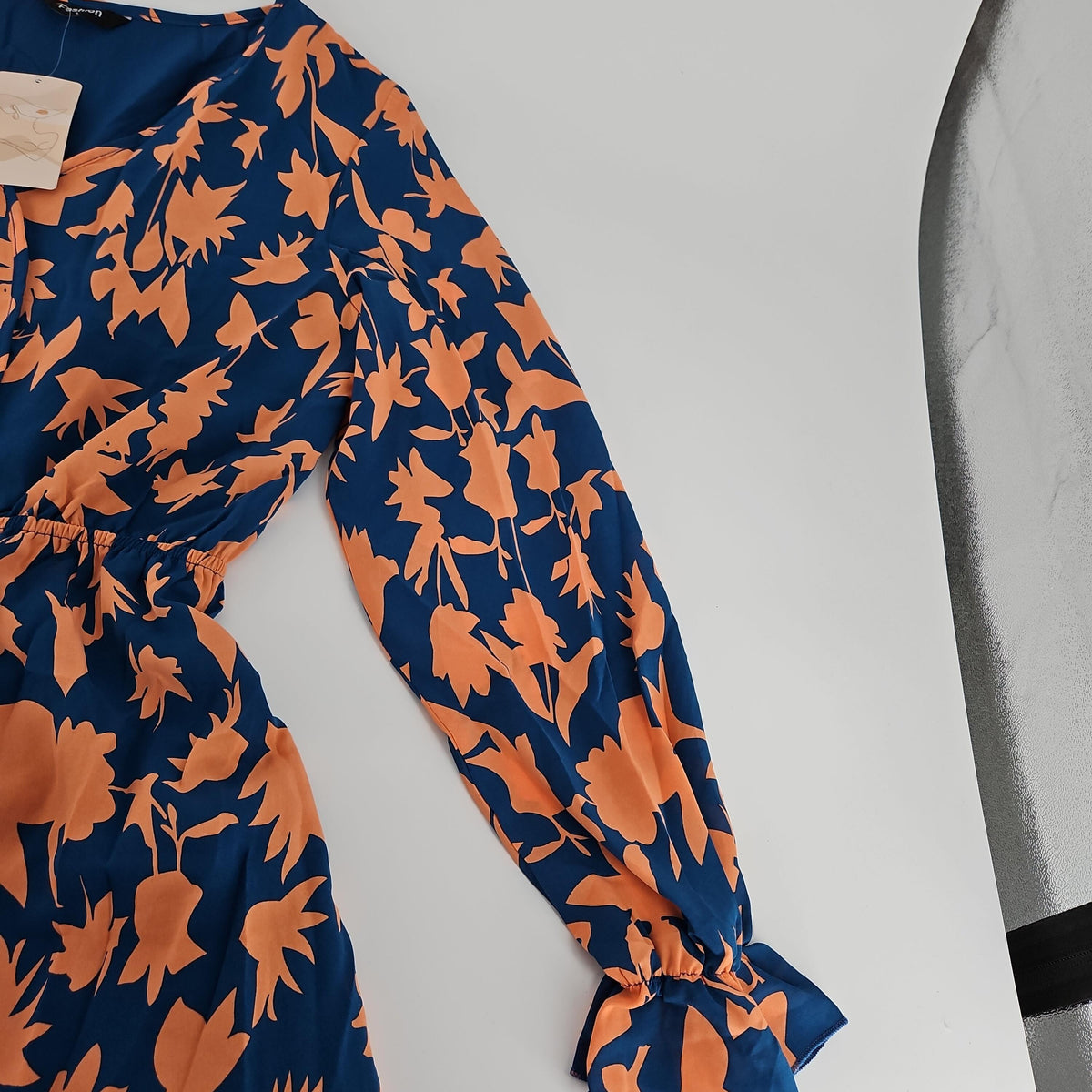 [Like New] Fashion Floral Long-Sleeve Dress, Size L