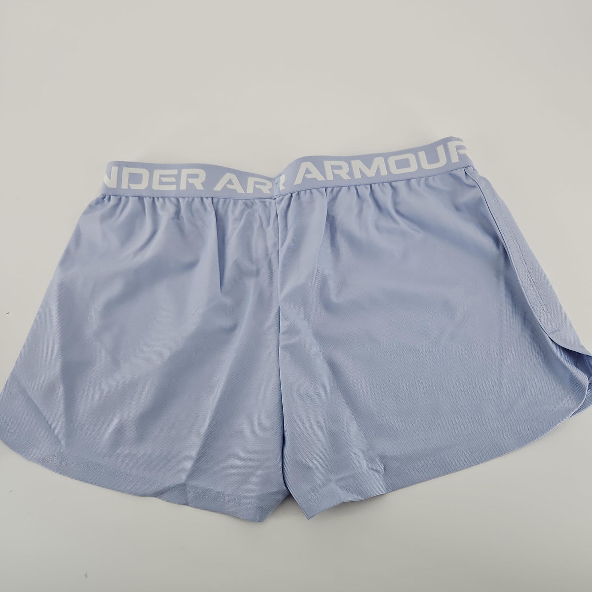 Under Armour Youth HeatGear Loose Shorts, Style 1363372, Light Purple, YXL