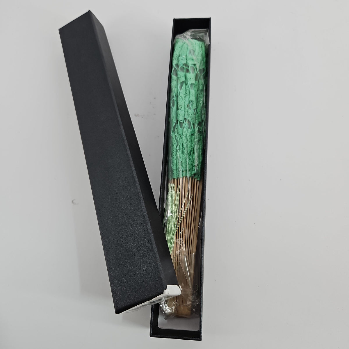 [Like New] TopTie Green Lace Decorations