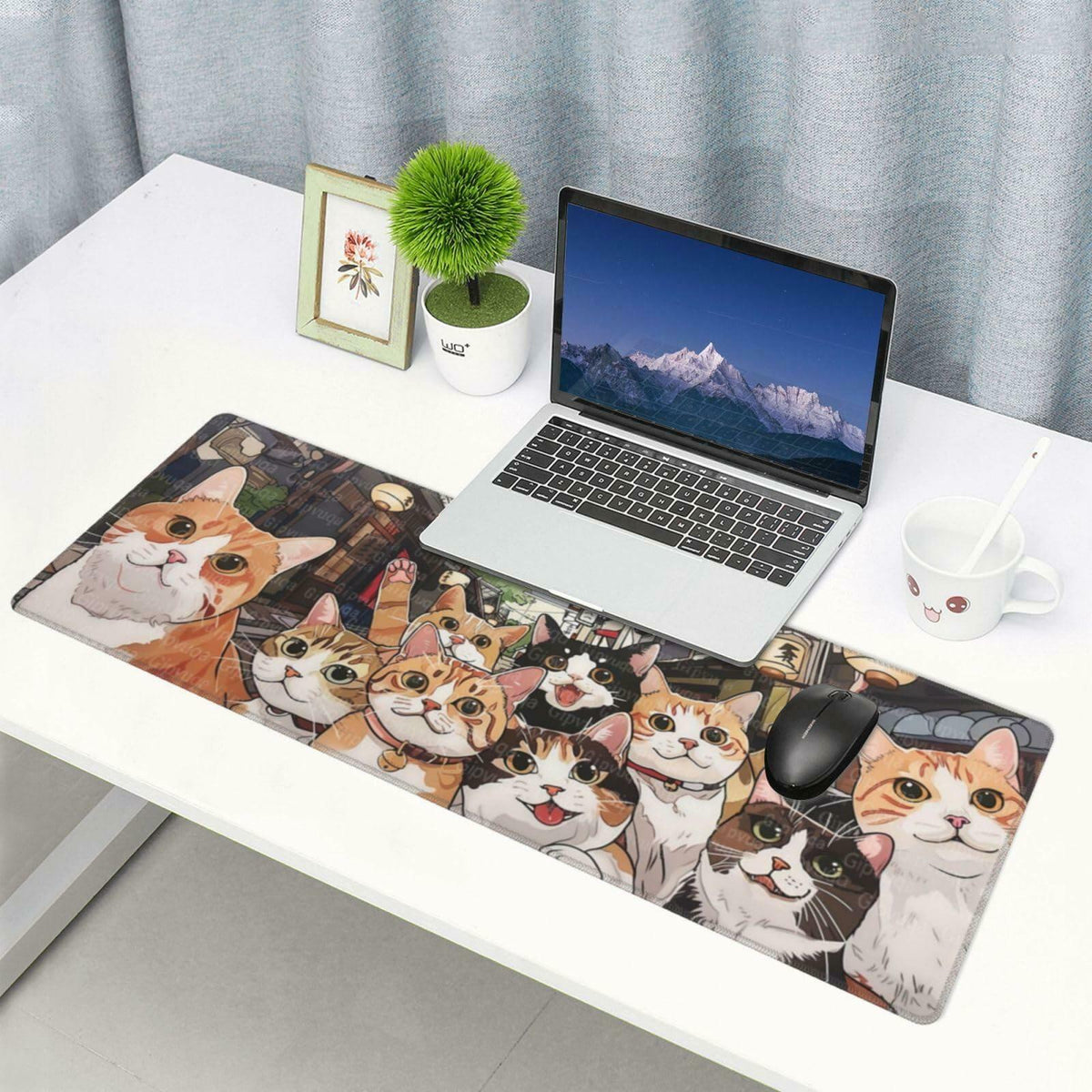 Gipvuqa Japanese Cats XL Gaming Desk Pad, 31.5 x 11.8 in
