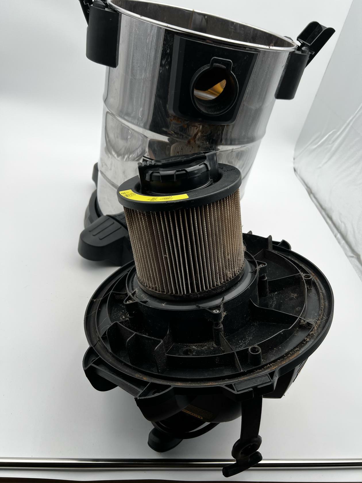 [Good] Dewalt DXV08SA Stainless Steel Wet/Dry 8-Gallon 5 HP Vacuum