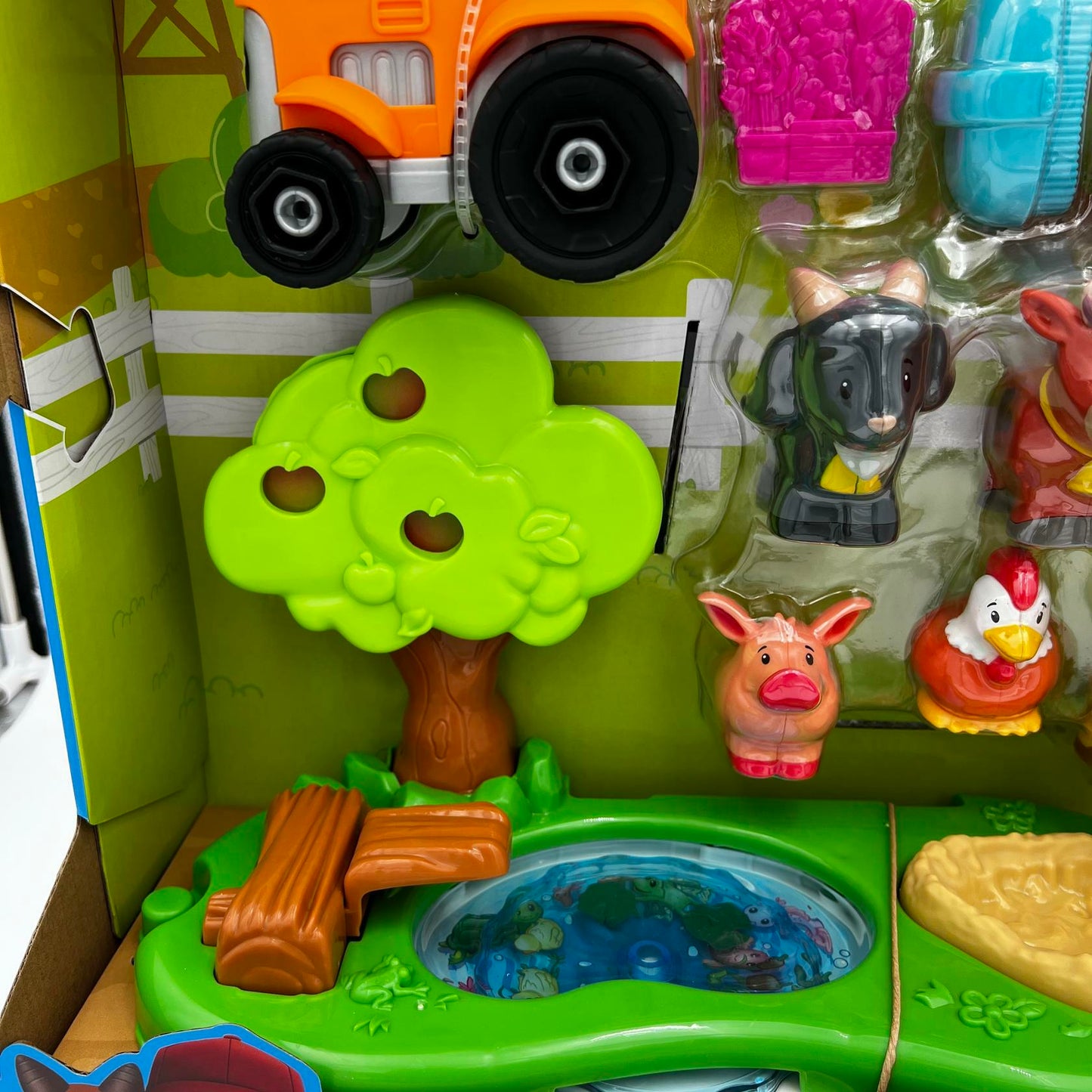 Fisher Price Little People Farm to Market Gift Set – Brand New  & Sealed